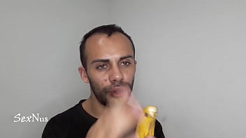 Preview 1 of Mom Fuck Little 14years Son Fuck - Te quiero chupar el banano con semen