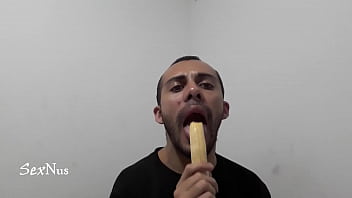 Preview 4 of Mom Fuck Little 14years Son Fuck - Te quiero chupar el banano con semen