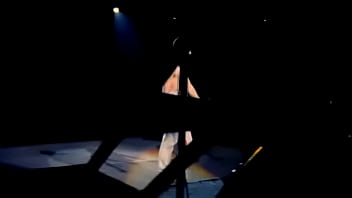 Preview 2 of Ref Chodai - Queen - Live 1986