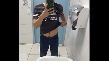 Preview 1 of Fat Man Porns - V&iacute_deo de verifica&ccedil_&atilde_o