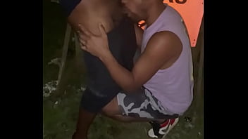 Preview 1 of Cun Sperm Inside - Mamando h&eacute_tero casado na obra