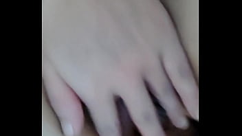 Preview 2 of Sunny Leone Fast Iron - Socando com for&ccedil_a no cuzinho da casada