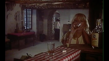 Preview 1 of Japan Skandal Family - Photos scandale Legendado (1979)
