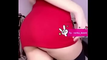Preview 4 of Cologing Frind - Asian girls show off their beautiful buttocks in tight skirts