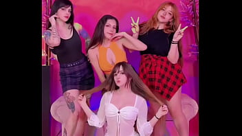 Preview 1 of Nery Hax - Puedes elegir solo a una Bash Girls  Comenta ⬇️ #BashGirls sanchanclau PaoReyes2207 CheezeCnz Lan...