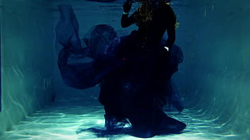 Preview 2 of Vidal Piss Bobbie - gothic underwater shooting in swimmimg pool Arya Grander.