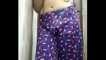 Preview 1 of Indian Old Muslim Sex Vidio - Sexy new mami ke big boobs juicey pussy
