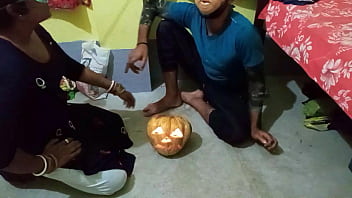 Preview 1 of Step Mom Helps Son With Boner - 2022 Halloween स्पेशल हेलोवीन पर Ex गर्लफ्रेंड की ताबड़तोड़ चुदाई किया