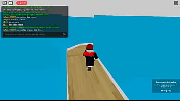 Preview 4 of Spandex And Lycra Sexy - Novinha comendo uma mulher escondida no roblox
