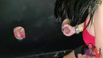 Preview 1 of Dod Vs Kuda - O maior tesao do meu marido e me ver sendo fodida por estranhos no glory hole.