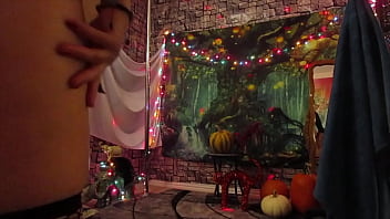 Preview 2 of 70s Retoro 2016 - Halloween grim pussy dance (alt version)