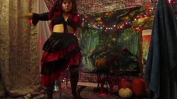 Preview 1 of 70s Retoro 2016 - Halloween grim pussy dance (alt version)