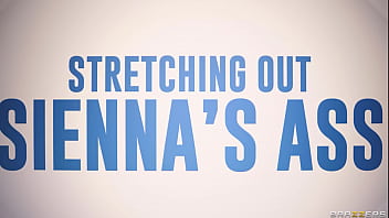 Preview 4 of Mia Kahilfa - Stretching Out Sienna&acirc_&euro_&trade_s Ass - Sienna Day / Brazzers  / stream full from www.zzfull.com/stretch