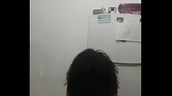 Preview 2 of Mom From Xhamster - Novinha rebolando sem suti&atilde_