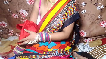 Preview 4 of Sex Pakai Topeng - एक्सएक्सएक्स बेस्ट भारतीय वाइफ  की हाथ में पूरा लंद का पानी झर दिया हिंदी आवाज फर्स्ट टाइम देसी चू दाई