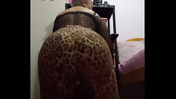 Preview 1 of Bangla Hide - L&uacute_cia Nascimento Luiz