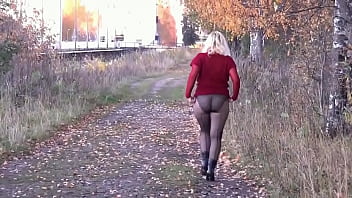 Preview 4 of Kiara Mia And John Strong - Big ass in black tights