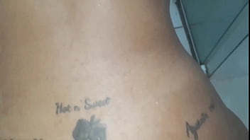 Preview 4 of Tinay Sex - Foi curtir a balada com as amigas e chegou cheia de tes&atilde_o tomamos banho juntos e comi o cu da putinha e gozei na buceta