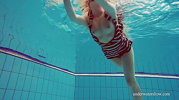 Preview 3 of Baby Sxxx - Nina Mohnatka so hot and sexy in the pool