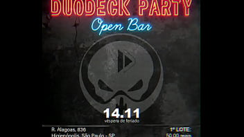Preview 2 of Petite Dvp - Duo deck party com muita putaria eletronica