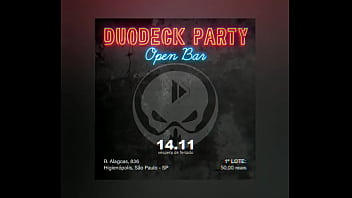 Preview 1 of Petite Dvp - Duo deck party com muita putaria eletronica