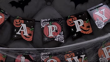 Preview 1 of Mantsp - Couple celebrates Halloween by having threeway with redhead