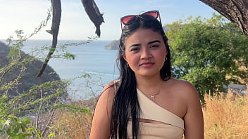 Preview 2 of Chid Sex Vidio - Hermosa turista le es infiel a su marido con un desconocido por dinero