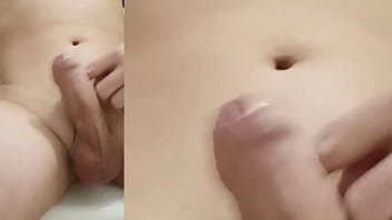 Preview 4 of Jordi Sexy Mom - パイパンおちんちんの裏筋