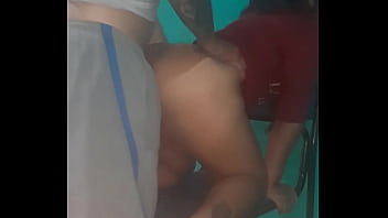 Preview 4 of Mom Baag - Hotwife se come la verga del primo que viene de visita y le pega un rapidin