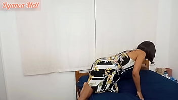 Preview 1 of Bbw Xnxx Black - A safada da empregada pegou meu marido e ainda me comeu