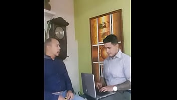 Preview 3 of Nev Xxx Video Selpeek - El rusito3 Rusovv3 Junior vv muscle latin latino gay nipple play sucking blowjob 6 hot guy and bald friend with glasses have fun
