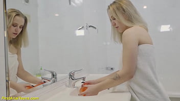Preview 1 of Greene Eyes - curvy teen Mia Park fucking her asshole