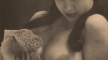 Preview 2 of Animal Saxi Vido - Vintage Halloween