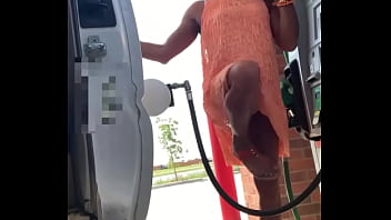 Preview 2 of Eponey Black - Staci Onit Peachy Pee