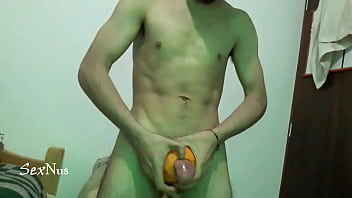 Preview 4 of Papa Se La Coje A La Hija - Sexo con frutas