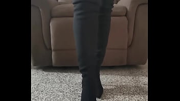 Preview 2 of Reallifecams Isobel - V&iacute_deo de verificaci&oacute_n