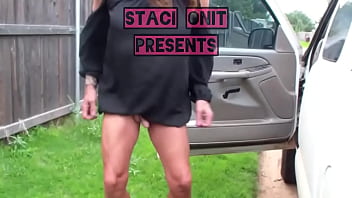 Preview 1 of Porn Kudos - Staci Onit Neighborhood Pee