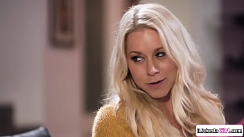 Preview 1 of Dar Es - Big tits blonde stepmom scissoring and pussy licking teen stepdaughter