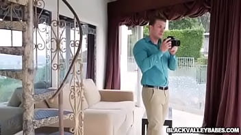 Preview 1 of Xhind Hd - Black Cooch On Camera2.mp4