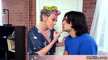 Preview 1 of Polumber Fuck - Horny MILF wants to try threesome sex and today the opportunity arrises