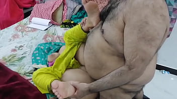 Preview 4 of Ami Ji Pakistani Sex Video - Indian Maid, s Fantasy Comes True Finally