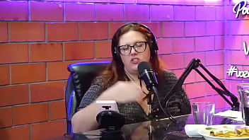 Preview 4 of Rachel Lynn Mwen - Acompanhante de casais fala sobre iniciar casais no swing. Amanda Smell eleita a acompanhante mais sexy do Brasil.