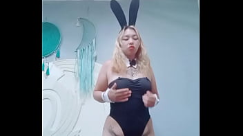 Preview 2 of Rap Sexx Video - Dana barzagli en conejita caliente