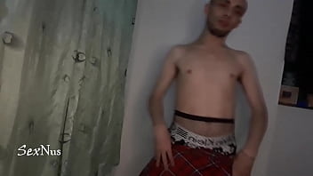 Preview 3 of Big Black Cook Porn - Disfrutando como me quito la ropa mas caliente