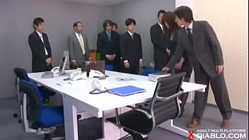 Preview 1 of Dad Spanking Mom - セクシーで匂い立つ熟女フェロモンと美貌で大人気の「北条麻妃」