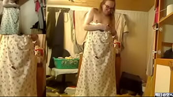 Preview 2 of Erotika X Pregnent - Prep for dance 26,  spotted a hole in the bedsheet and had to investigate it(2022-07-02,  0 days and 0 dances since last orgasm)