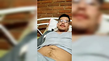 Preview 1 of Ava Masa - Vergon mostrando su verga lechera