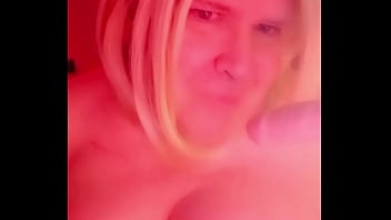Preview 1 of V Usta - Krissy sucking