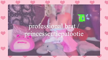 Preview 3 of Newcastle Escorts - princesscutiepatootie humps pillow and shows off beautiful tits on live webcam