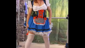 Preview 1 of Ibuku Ngajarin Ngentot - Hotwife Steffi halloween dirndl pussy dance